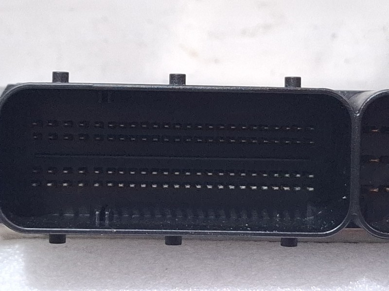 Recambio de centralita motor para bmw compact referencia OEM IAM 0281010565 / 7792024  