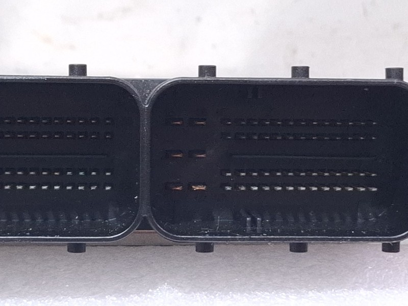 Recambio de centralita motor para bmw compact referencia OEM IAM 0281010565 / 7792024  