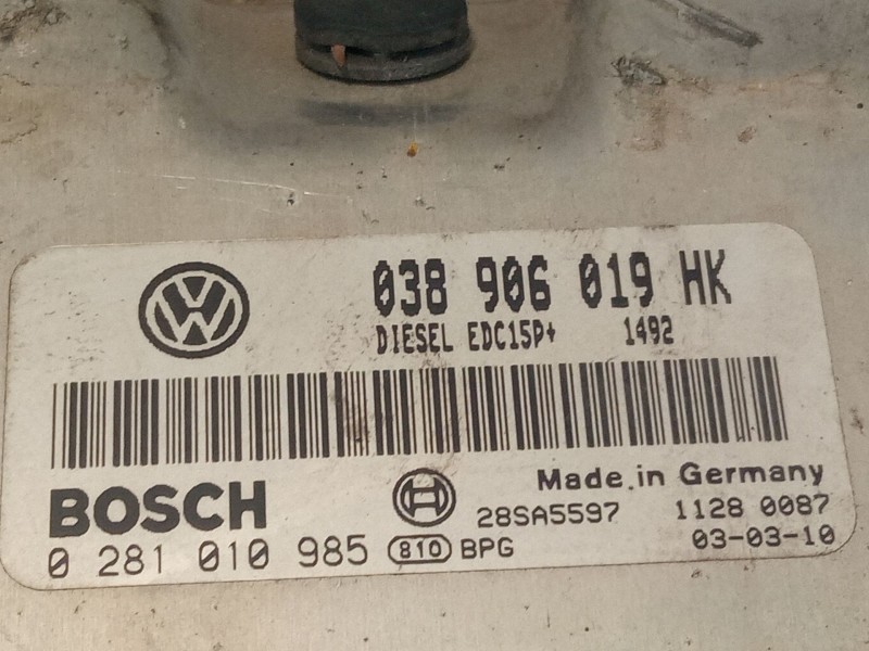 Recambio de centralita motor para seat león referencia OEM IAM 0281010985-038906019HK  