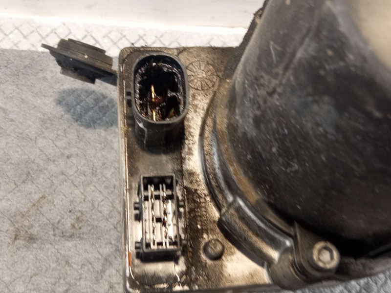 Recambio de bomba direccion asistida para peugeot 307 referencia OEM IAM 9681546580  