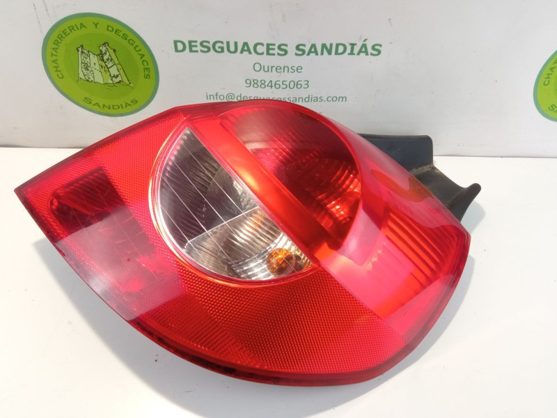 Recambio de piloto trasero derecho para renault clio referencia OEM IAM   