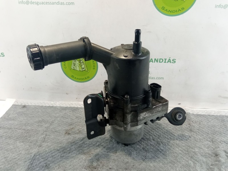 Recambio de bomba direccion asistida para peugeot 307 referencia OEM IAM 9681546580  