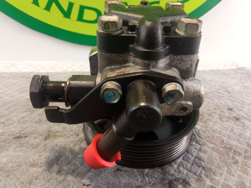 Recambio de bomba direccion asistida para hyundai accent referencia OEM IAM 57100-25301  