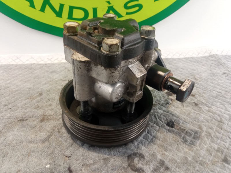 Recambio de bomba direccion asistida para hyundai accent referencia OEM IAM 57100-25301  