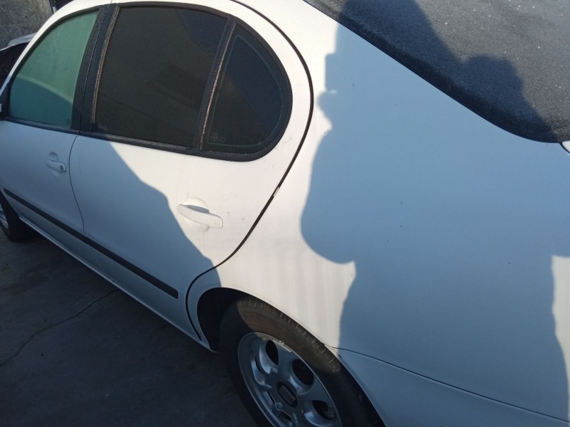 seat toledo del año 2000