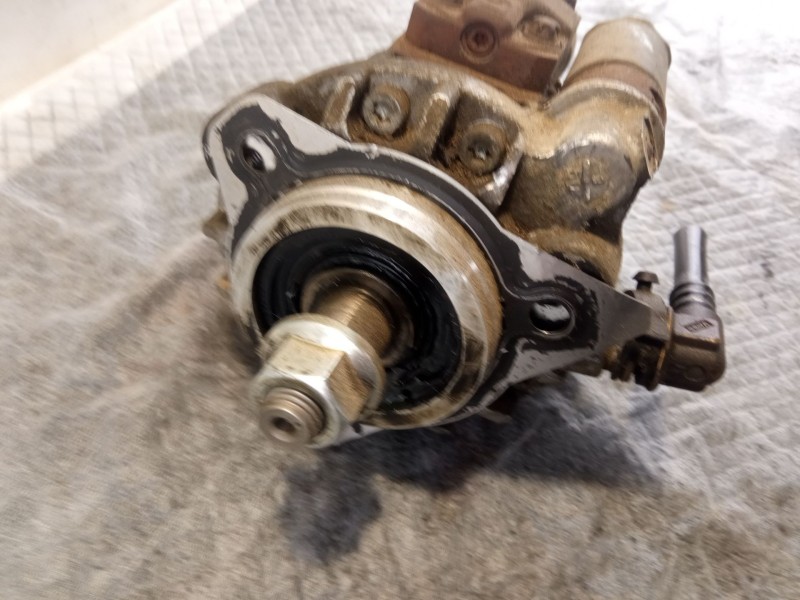 Recambio de bomba inyeccion para ford tourneo referencia OEM IAM   