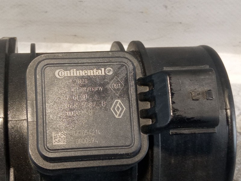 Recambio de caudalimetro para dacia sandero referencia OEM IAM 8200682558  