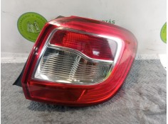 Recambio de piloto trasero derecho para dacia sandero referencia OEM IAM 62421302  