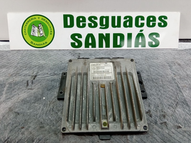 Recambio de centralita motor para renault megane referencia OEM IAM 82003344198200414354  