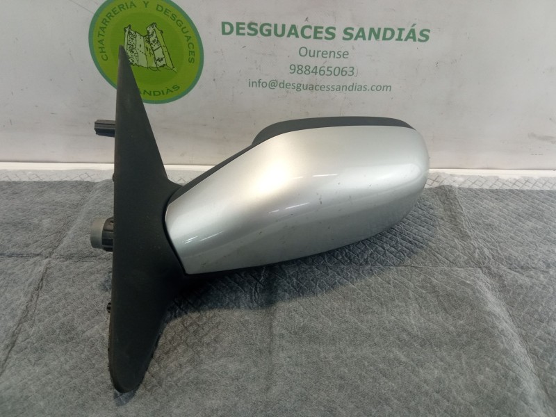 Recambio de espejo retrovisor izquierdo electrico para renault laguna referencia OEM IAM   