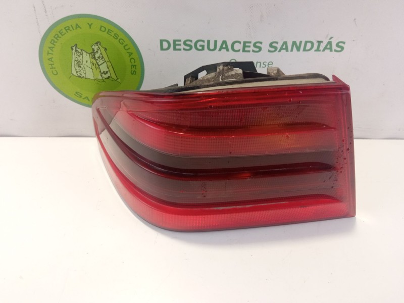 Recambio de piloto trasero izquierdo para mercedes benz e300 d referencia OEM IAM   