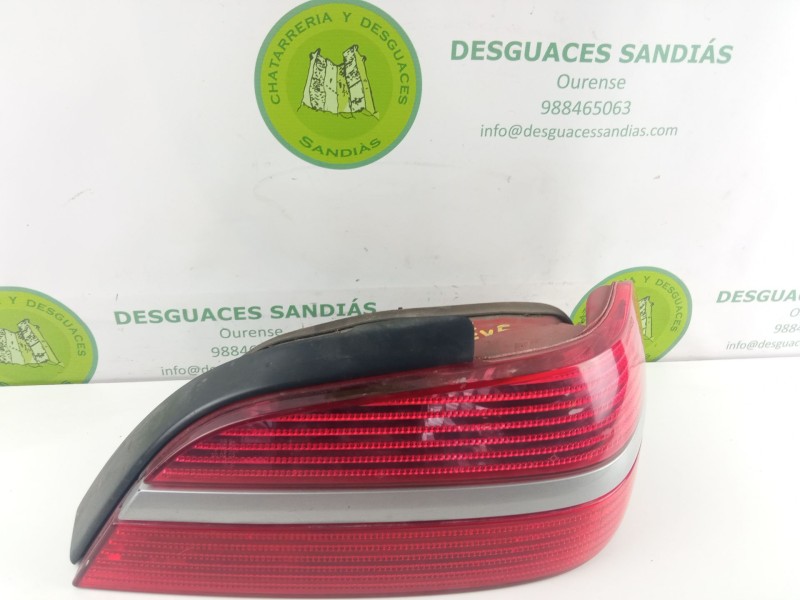 Recambio de piloto trasero derecho para peugeot 406 referencia OEM IAM   