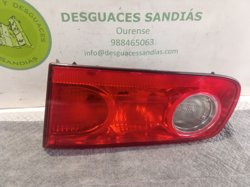 Recambio de piloto porton trasero derecho para renault laguna referencia OEM IAM   