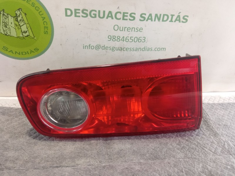 Recambio de piloto porton trasero izquierdo para renault laguna referencia OEM IAM   