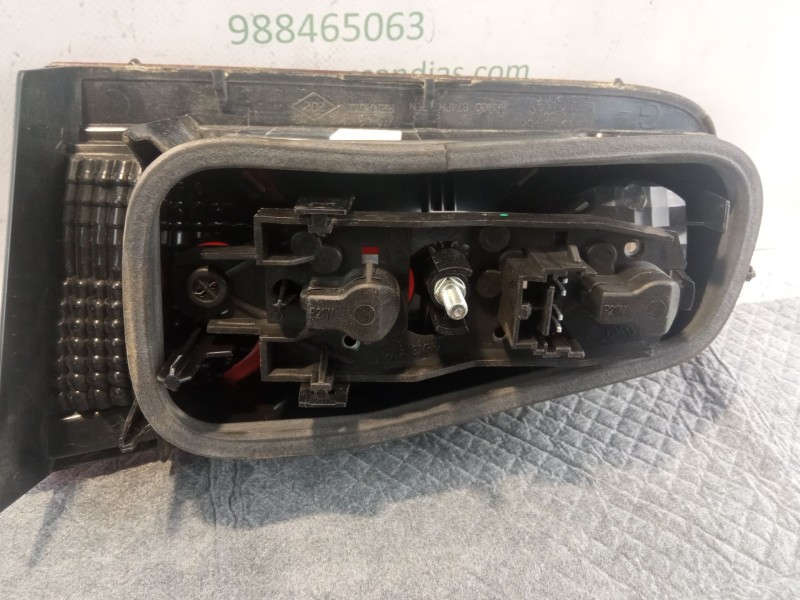 Recambio de piloto porton trasero izquierdo para renault laguna referencia OEM IAM   