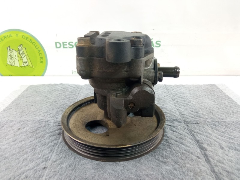 Recambio de bomba direccion asistida para mitsubishi pajero referencia OEM IAM   