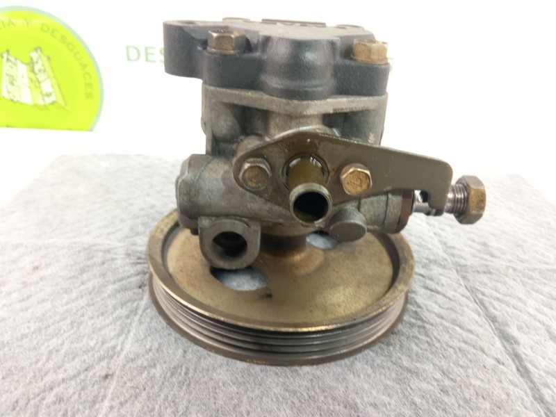 Recambio de bomba direccion asistida para mitsubishi pajero referencia OEM IAM   