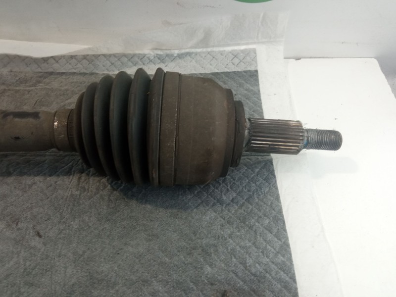 Recambio de palier derecho para renault laguna referencia OEM IAM   