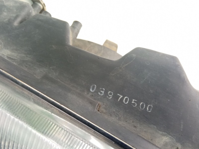 Recambio de faro derecho para mitsubishi pajero referencia OEM IAM   