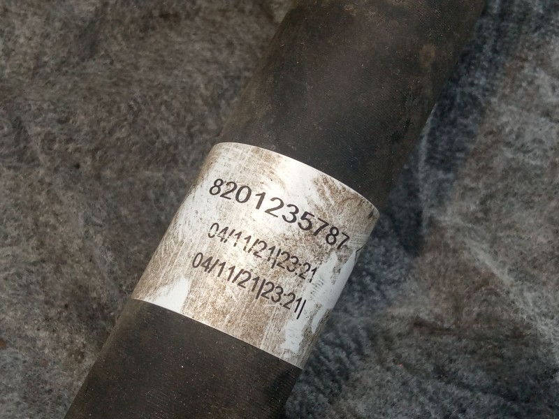 Recambio de palier izquierdo para renault laguna referencia OEM IAM 8201235787  