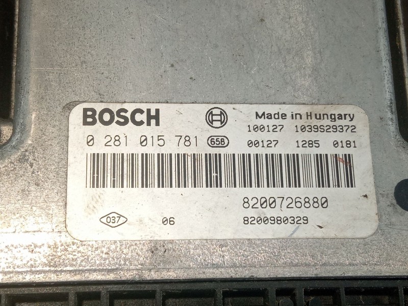 Recambio de centralita motor para renault laguna referencia OEM IAM 02810157818200726880  