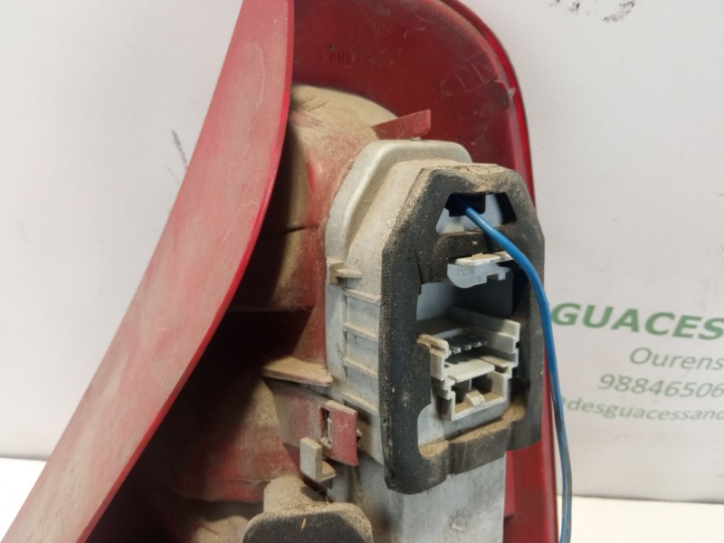 Recambio de piloto trasero izquierdo para renault clio referencia OEM IAM 8200071413 89023922 