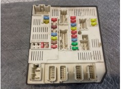 Recambio de caja reles / fusibles para renault laguna referencia OEM IAM 284B66052R519287A30   2