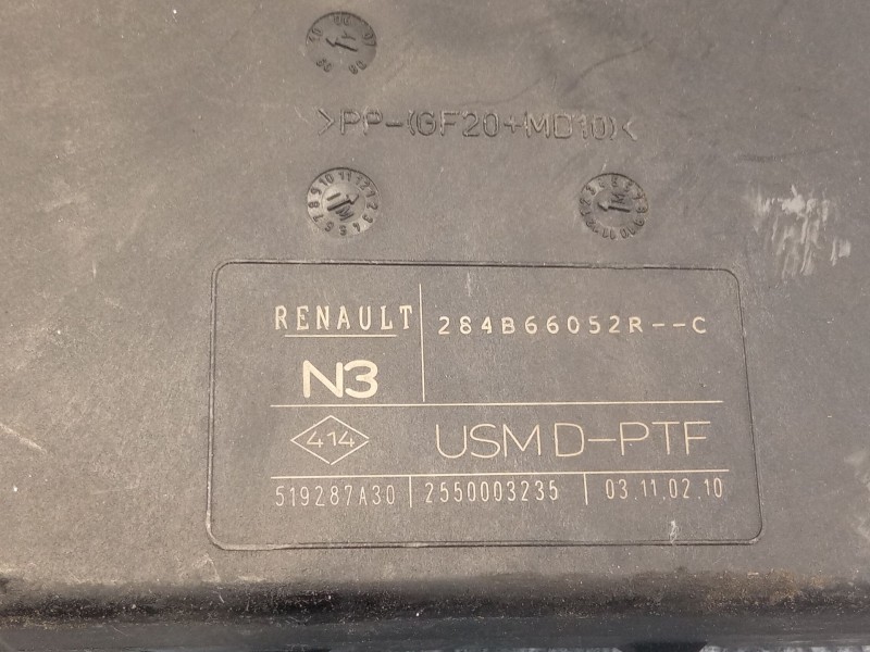 Recambio de caja reles / fusibles para renault laguna referencia OEM IAM 284B66052R519287A30  