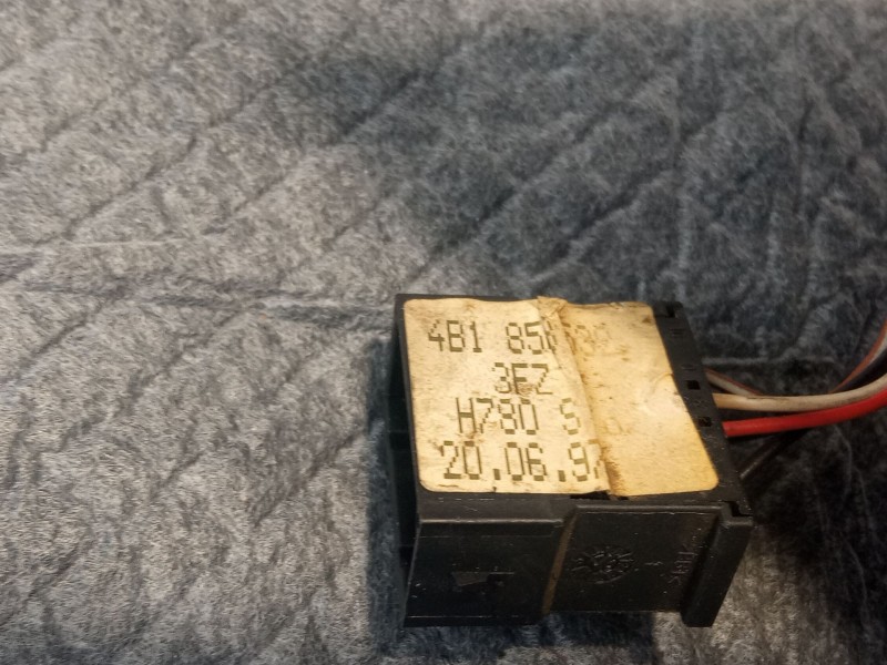 Recambio de espejo retrovisor derecho electrico para audi a6 referencia OEM IAM   