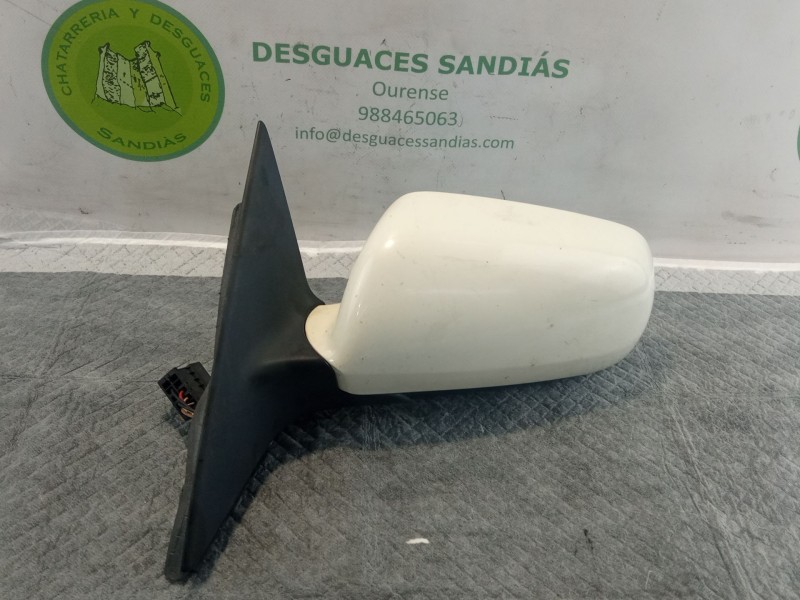 Recambio de espejo retrovisor izquierdo electrico para audi a6 referencia OEM IAM   