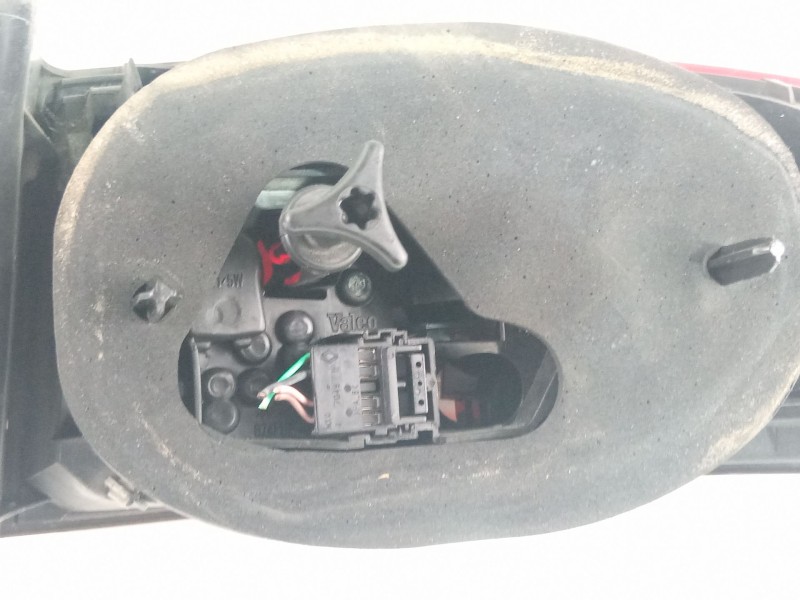 Recambio de piloto trasero izquierdo para renault laguna referencia OEM IAM   