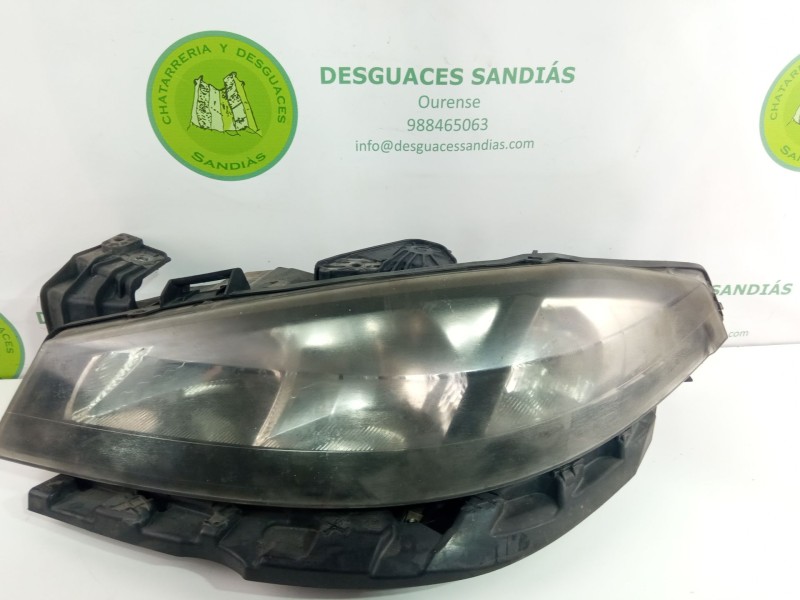 Recambio de faro izquierdo para renault laguna referencia OEM IAM 8200481196  89900469