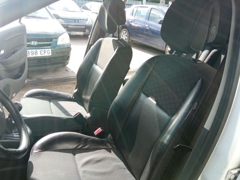 renault scenic del año 2010