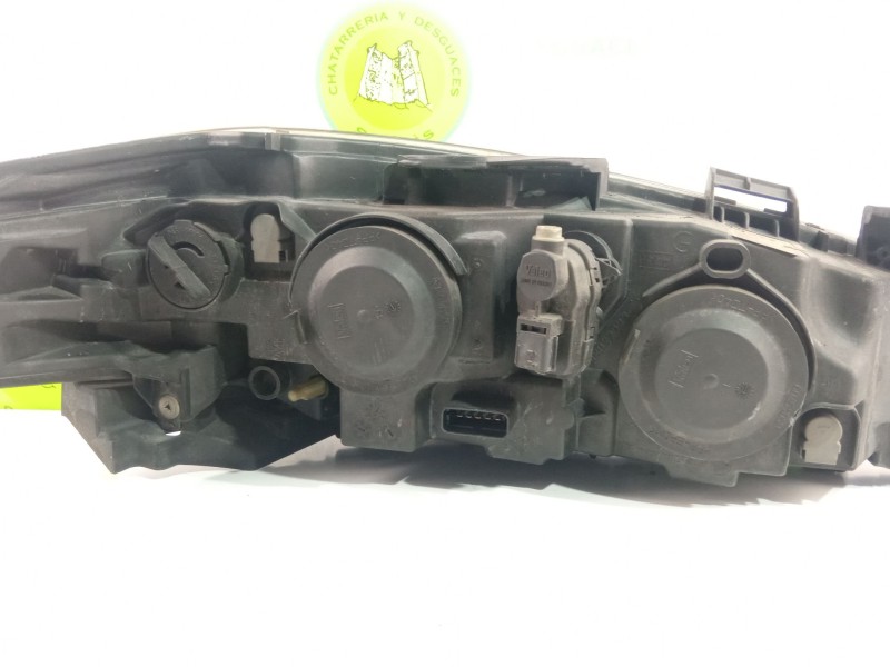 Recambio de faro izquierdo para renault laguna referencia OEM IAM 8200481196  89900469