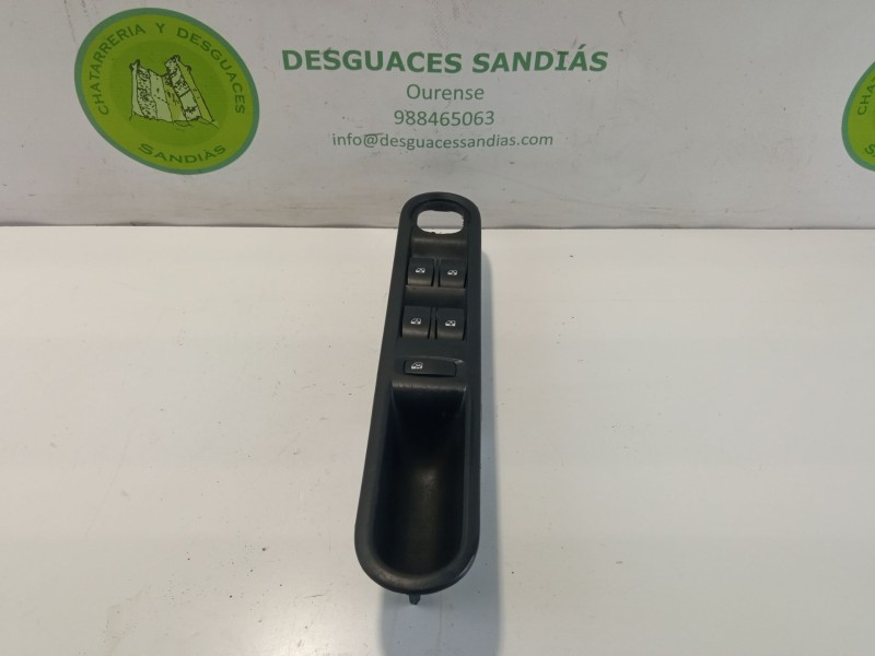 Recambio de mando elevalunas delantero izquierdo para renault grand espace grand espace referencia OEM IAM 8200519356 0012126 