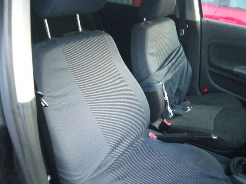 seat ibiza del año 2008