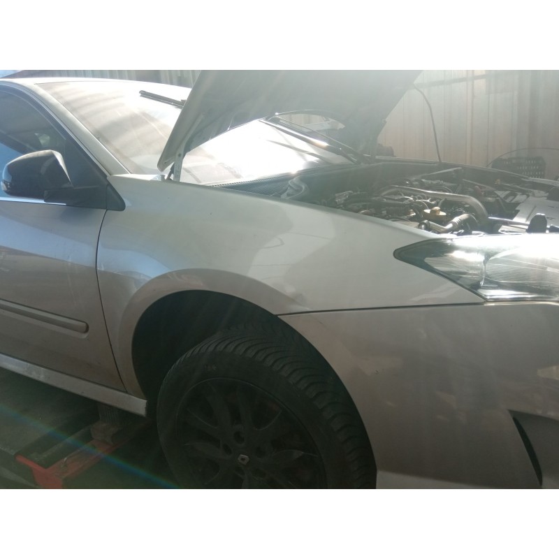 renault laguna del año 2010