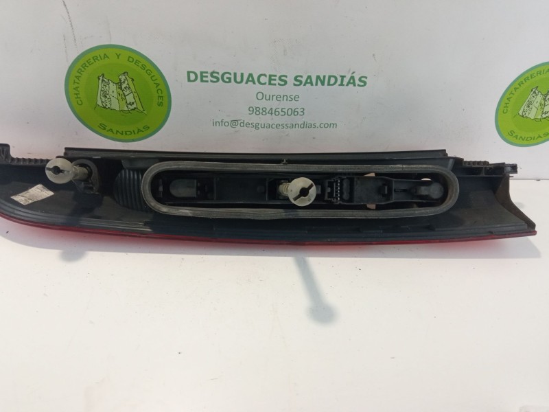 Recambio de piloto trasero derecho para renault kangoo referencia OEM IAM   