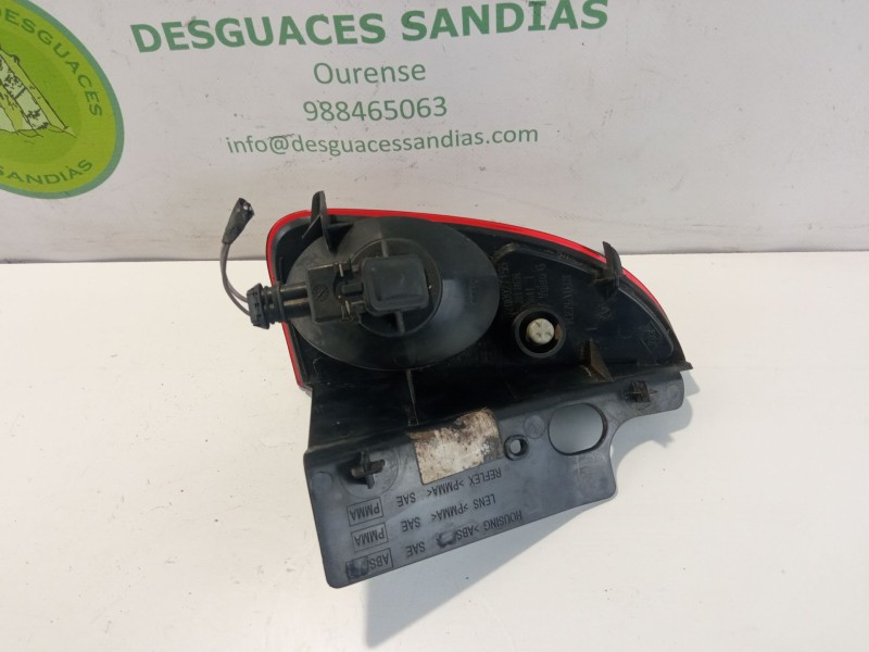 Recambio de piloto trasero izquierdo paragolpes para renault grand espace grand espace referencia OEM IAM 8200027155  
