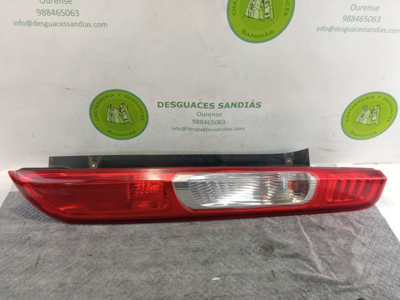 Recambio de piloto trasero derecho para ford focus referencia OEM IAM 4m51-13404-a  