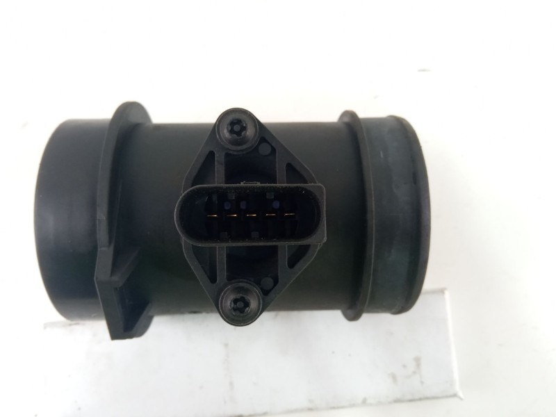 Recambio de caudalimetro para audi a8 referencia OEM IAM 0281002429  