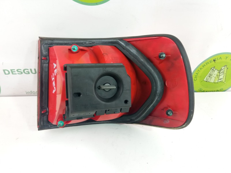 Recambio de piloto trasero izquierdo para audi a8 referencia OEM IAM   