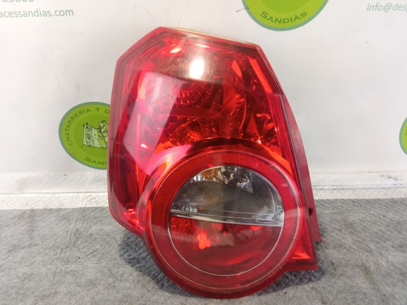 Recambio de piloto trasero izquierdo para chevrolet aveo 1.2 16v ls referencia OEM IAM   