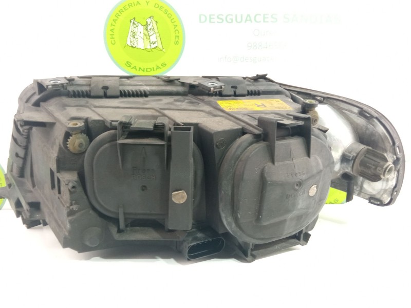 Recambio de faro derecho para audi a8 referencia OEM IAM   