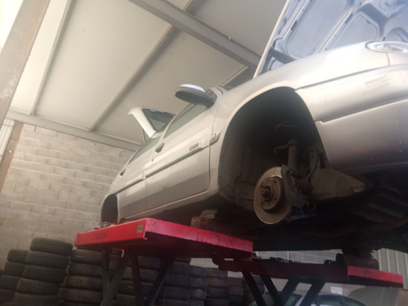 citroën saxo del año 2000