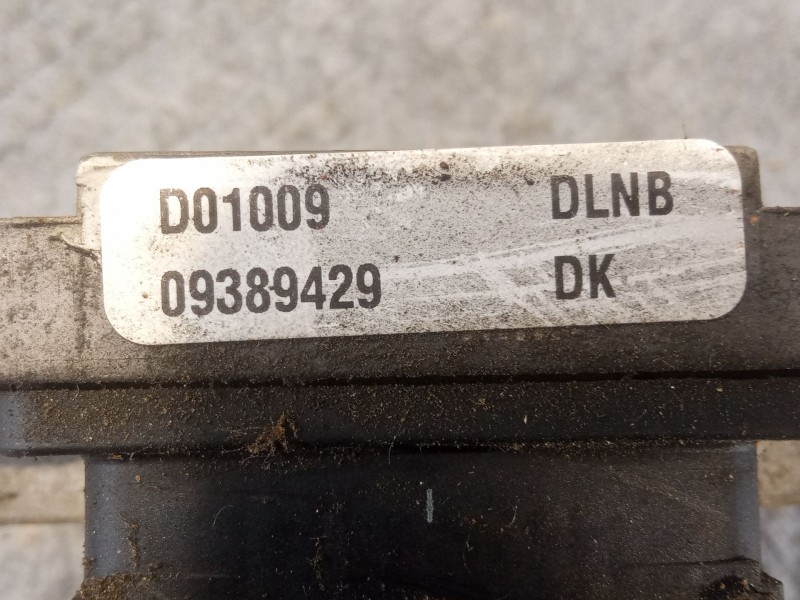 Recambio de centralita motor para opel corsa referencia OEM IAM 8972272258 09389429 