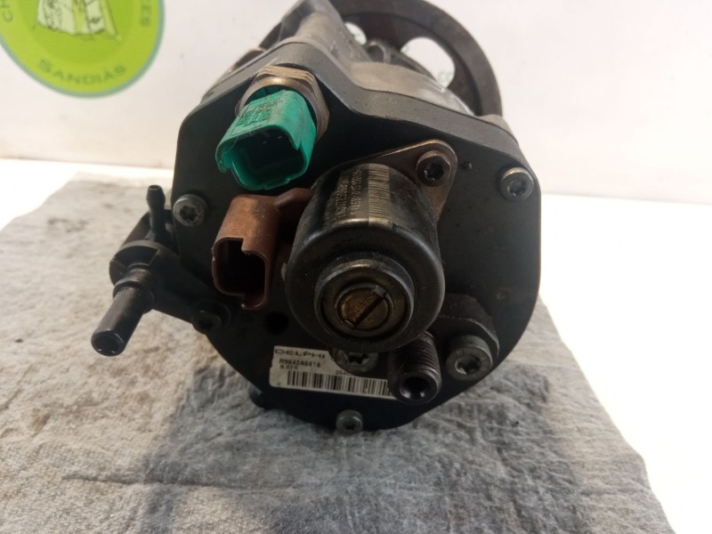 Recambio de bomba inyeccion para renault megane referencia OEM IAM 9303Z111B  