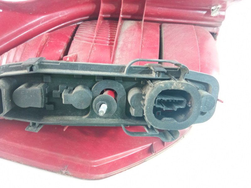 Recambio de piloto trasero derecho para citroën c2 referencia OEM IAM   