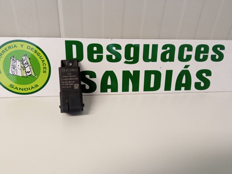 Recambio de relé precalentamiento para citroën ds4 referencia OEM IAM 980329978051299058A  