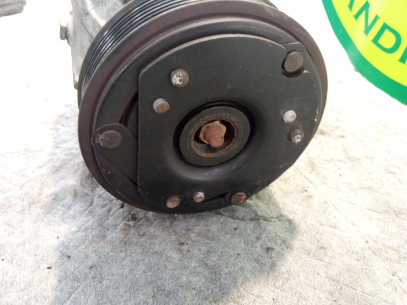 Recambio de compresor aire acondicionado para renault laguna referencia OEM IAM 8200421410  